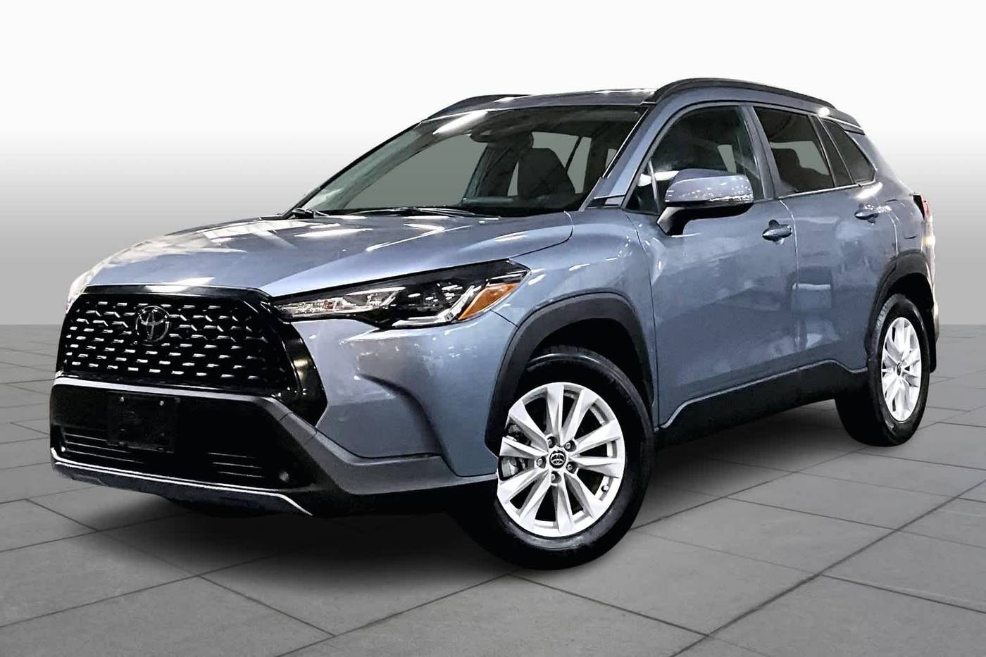 2022 Toyota Corolla Cross LE — SUV — 35,513 mi — Danvers, MA