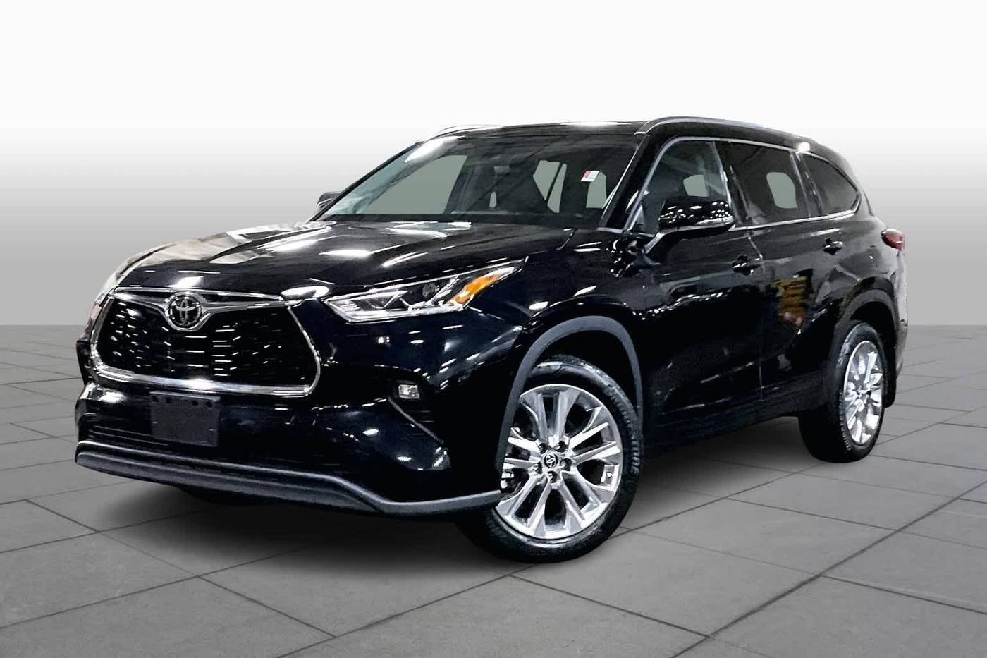 2022 Toyota Highlander Limited — SUV — 31,363 mi — Danvers, MA