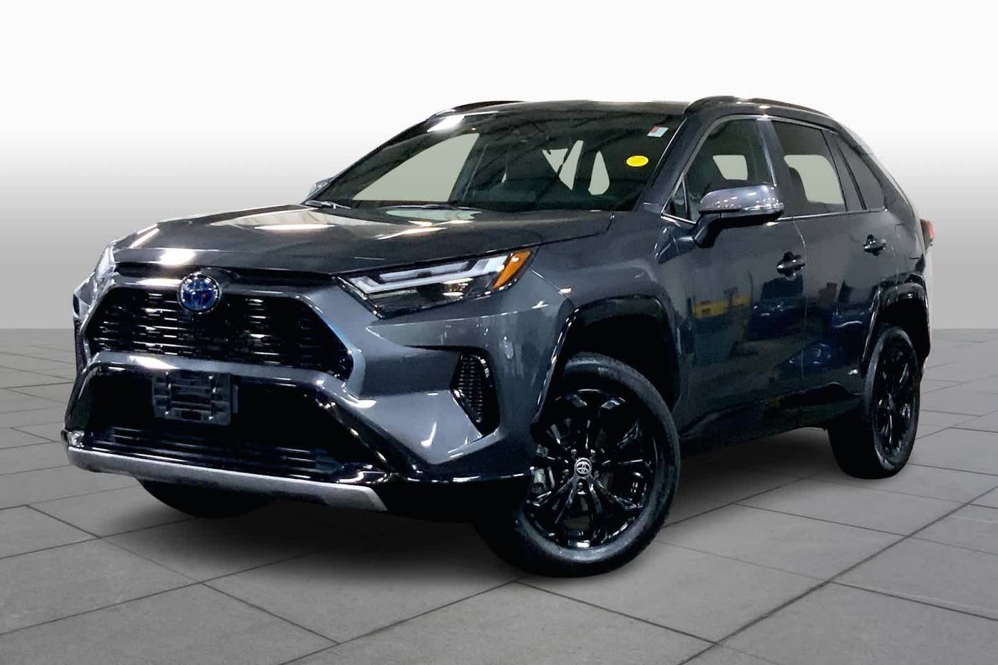 2024 Toyota RAV4 Hybrid SE — SUV — 42,990 mi — Danvers, MA