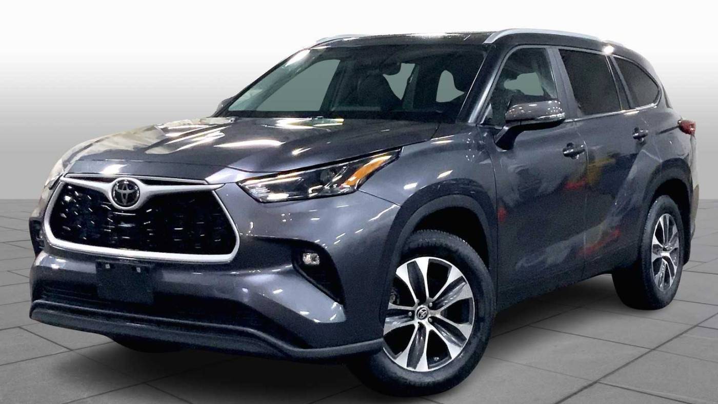 2023 Toyota Highlander XLE — SUV — 26,582 mi — Danvers, MA
