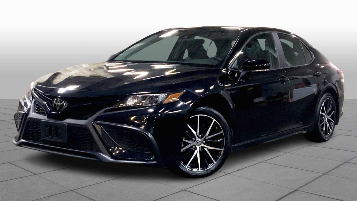 2023 Toyota Camry SE — Sedan — 8,403 mi — Danvers, MA