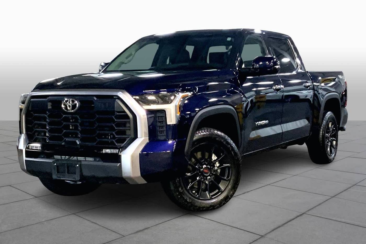 2022 Toyota Tundra Limited — Pickup Truck — 9,046 mi — Danvers, MA