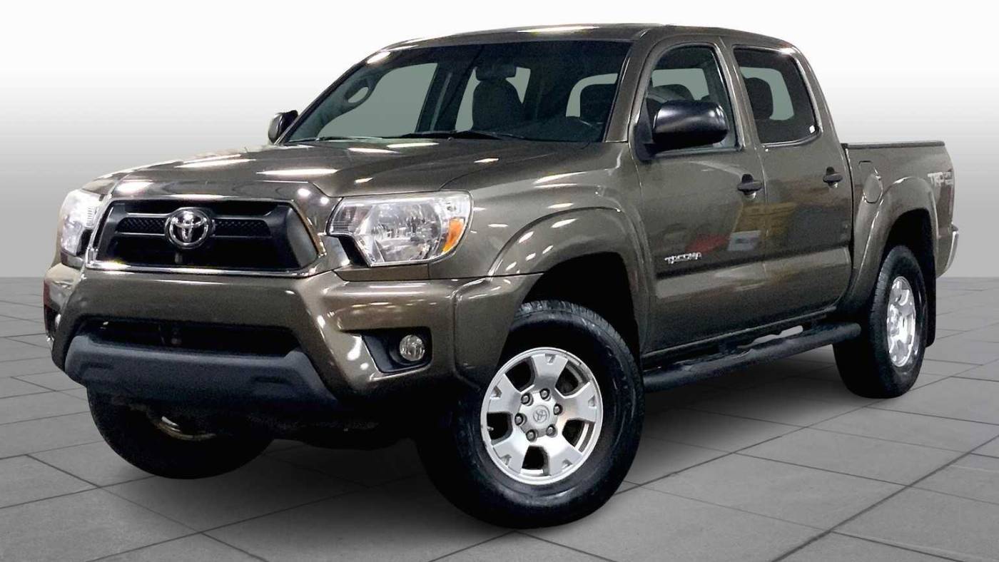 2015 Toyota Tacoma Base — Pickup Truck — 84,085 mi — Danvers, MA