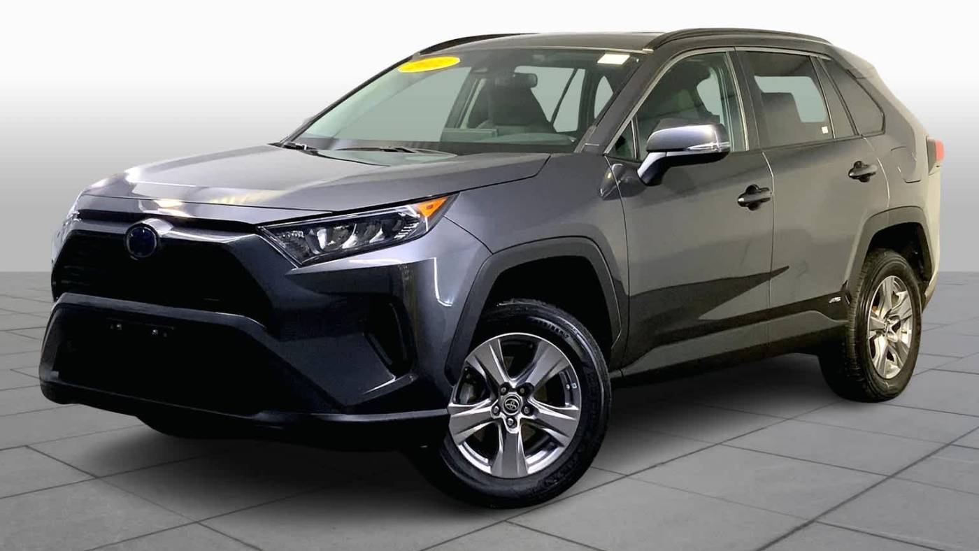 2022 Toyota RAV4 Hybrid LE — SUV — 28,965 mi — Danvers, MA