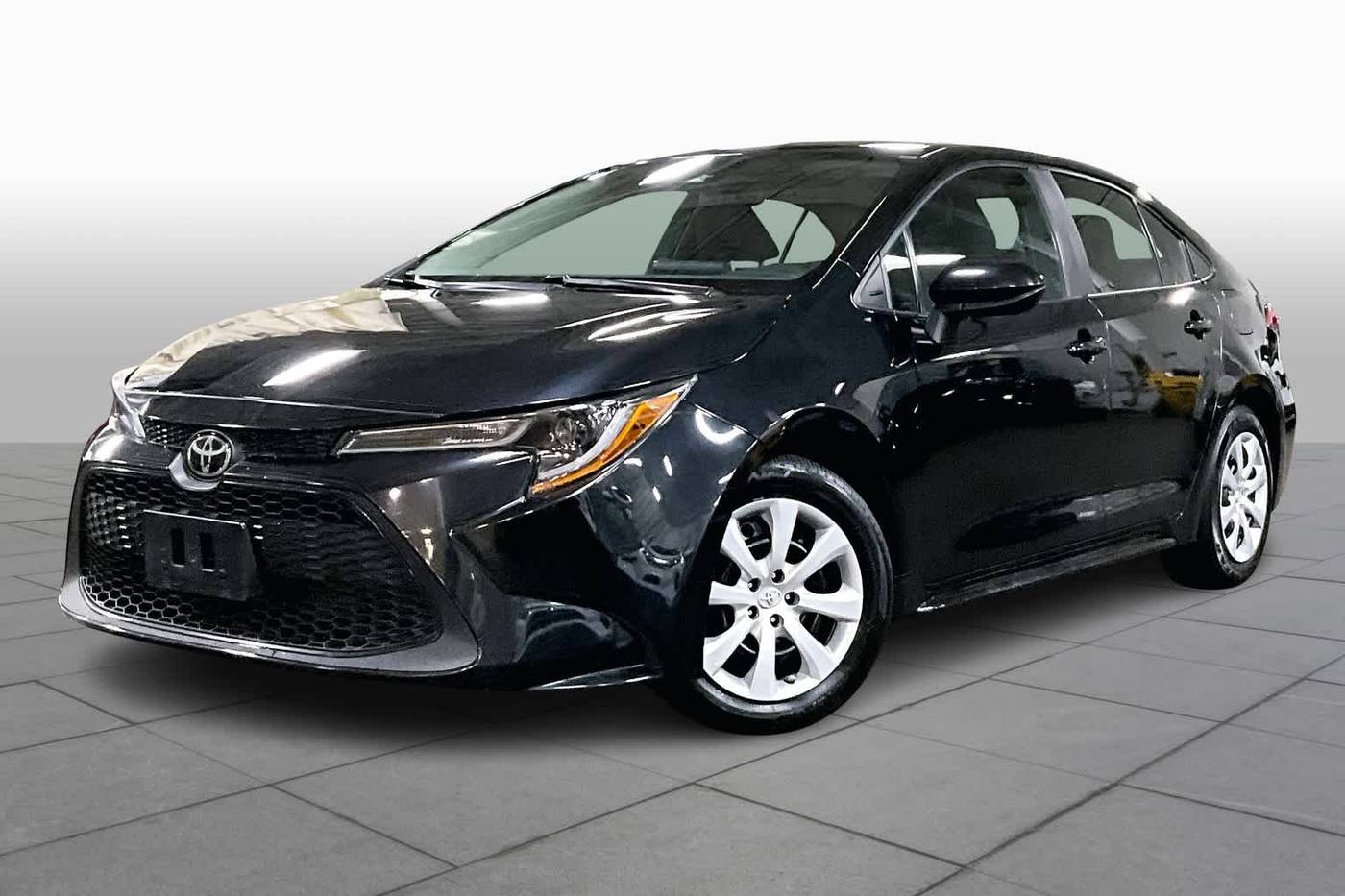 2021 Toyota Corolla LE — Sedan — 30,856 mi — Danvers, MA