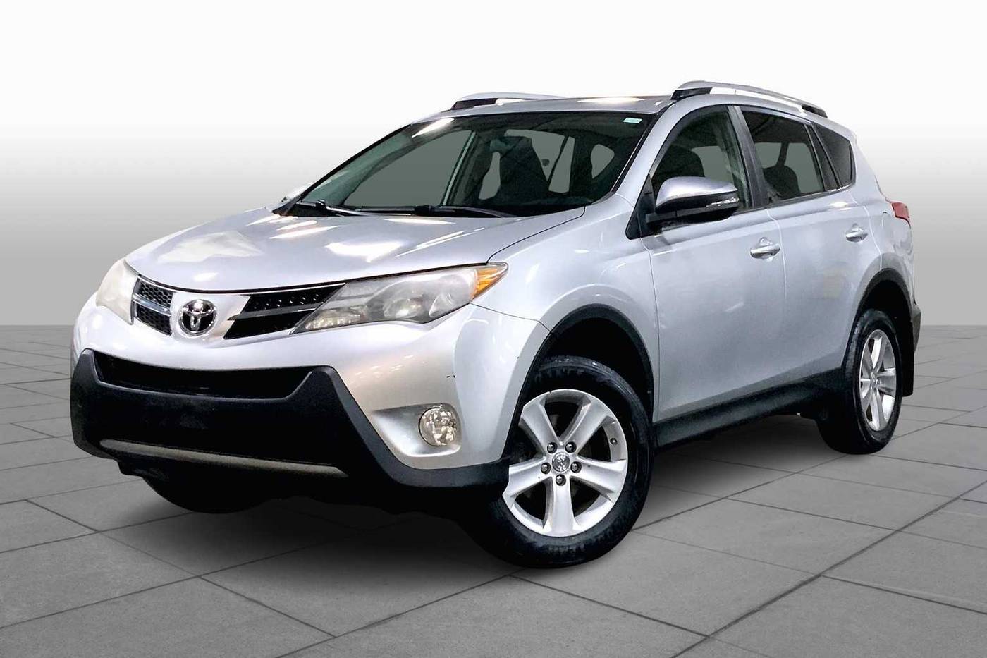 2013 Toyota RAV4 XLE — SUV — 125,472 mi — Danvers, MA