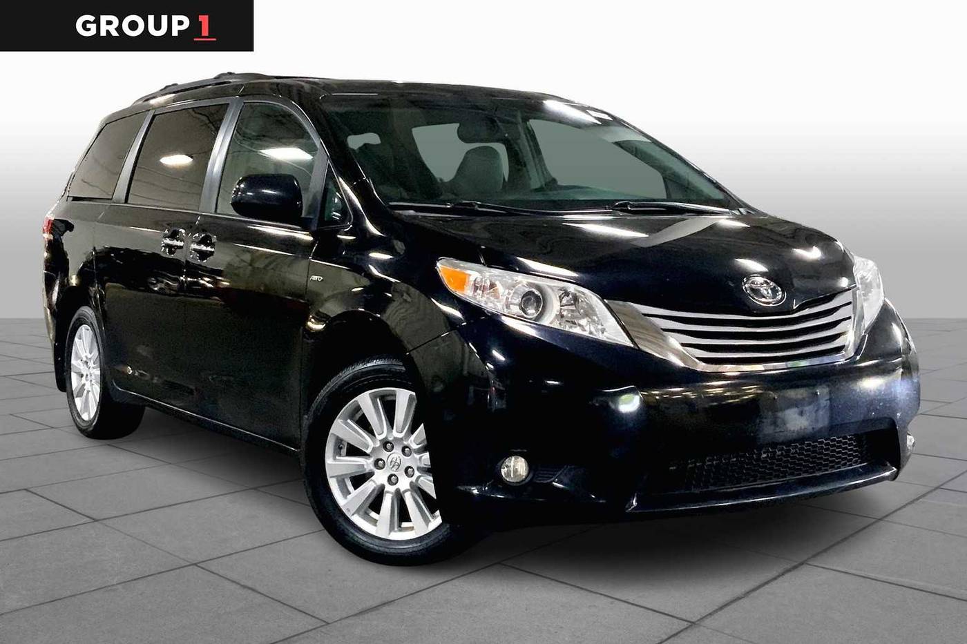 2017 Toyota Sienna XLE Premium — Minivan — 127,014 mi — Danvers, MA