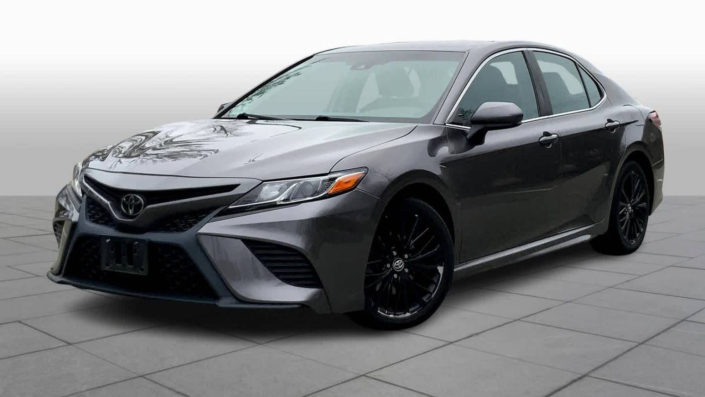 2020 Toyota Camry SE — Sedan — 96,577 mi — Danvers, MA