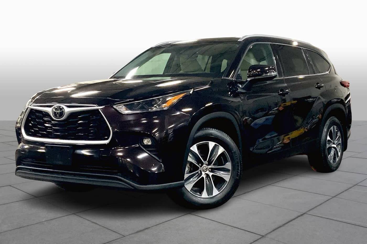 2022 Toyota Highlander XLE — SUV — 16,238 mi — Danvers, MA