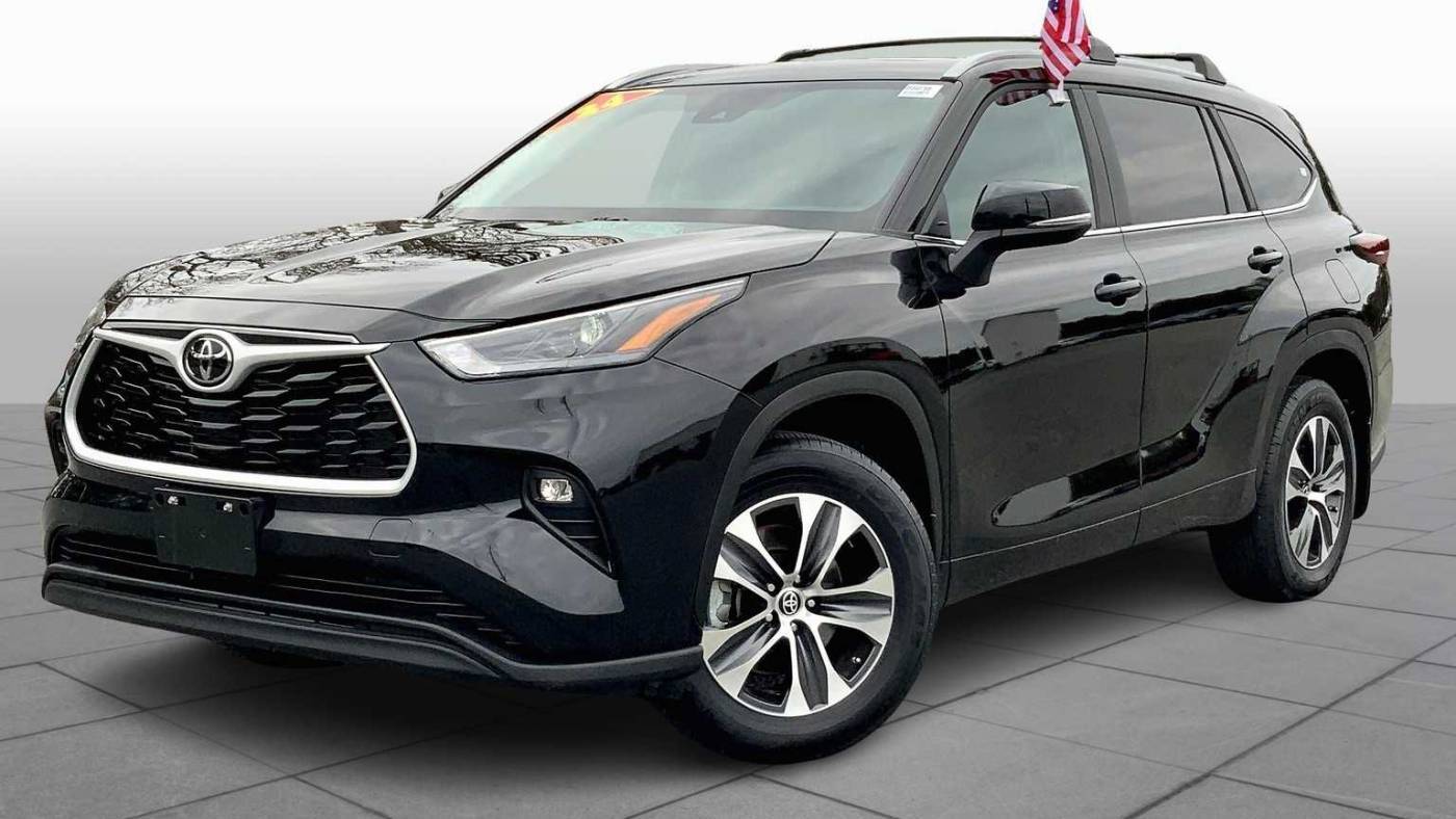 2024 Toyota Highlander XLE — SUV — 10,758 mi — Danvers, MA