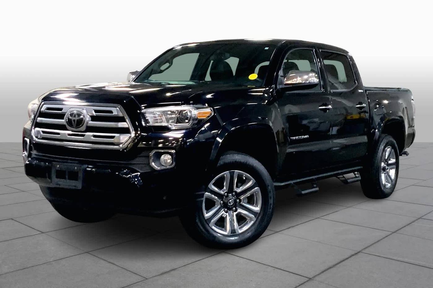 2018 Toyota Tacoma Limited — Pickup Truck — 99,933 mi — Danvers, MA