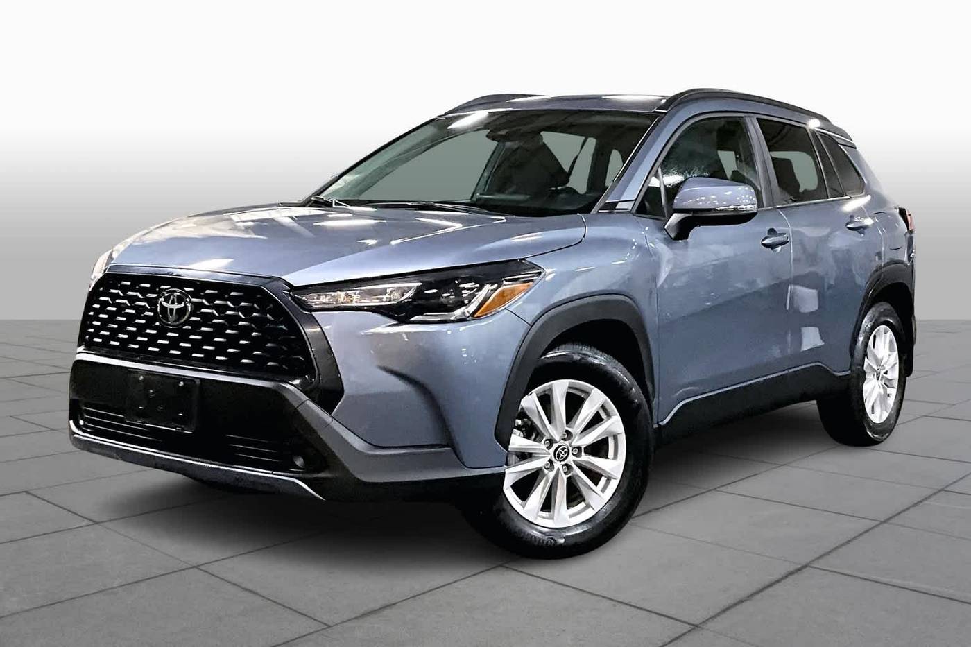 2022 Toyota Corolla Cross LE — SUV — 27,080 mi — Danvers, MA