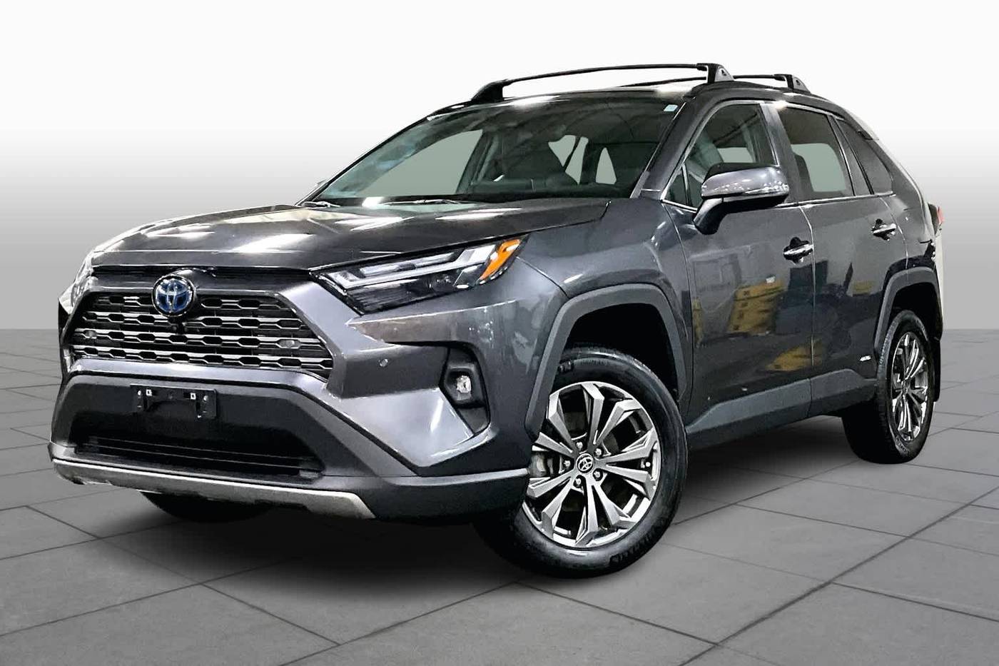 2022 Toyota RAV4 Hybrid Limited — SUV — 32,713 mi — Danvers, MA