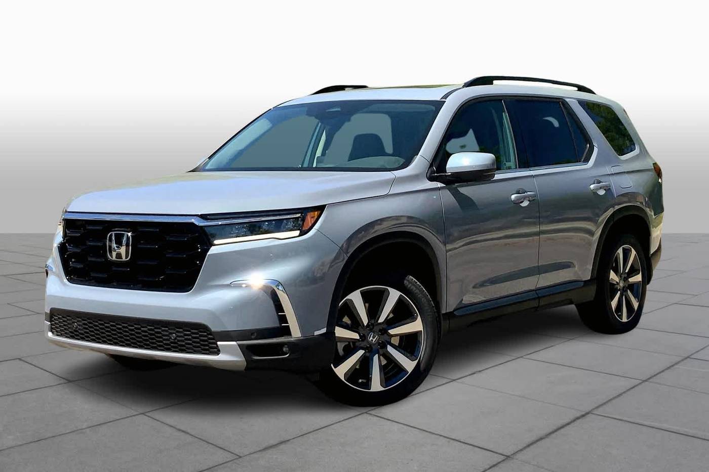 2025 Honda Pilot Touring — SUV — 3,100 mi — Gulfport, MS