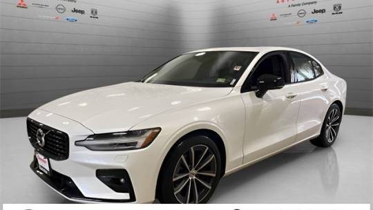 2022 Volvo S60 Momentum — Sedan — 10,666 mi — Chesapeake, VA