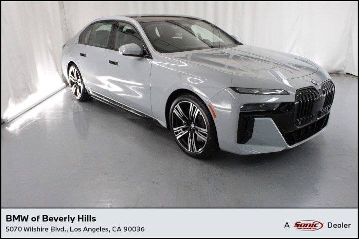 2025 BMW i7 xDrive60 — Sedan — 3,001 mi — Beverly Hills, CA