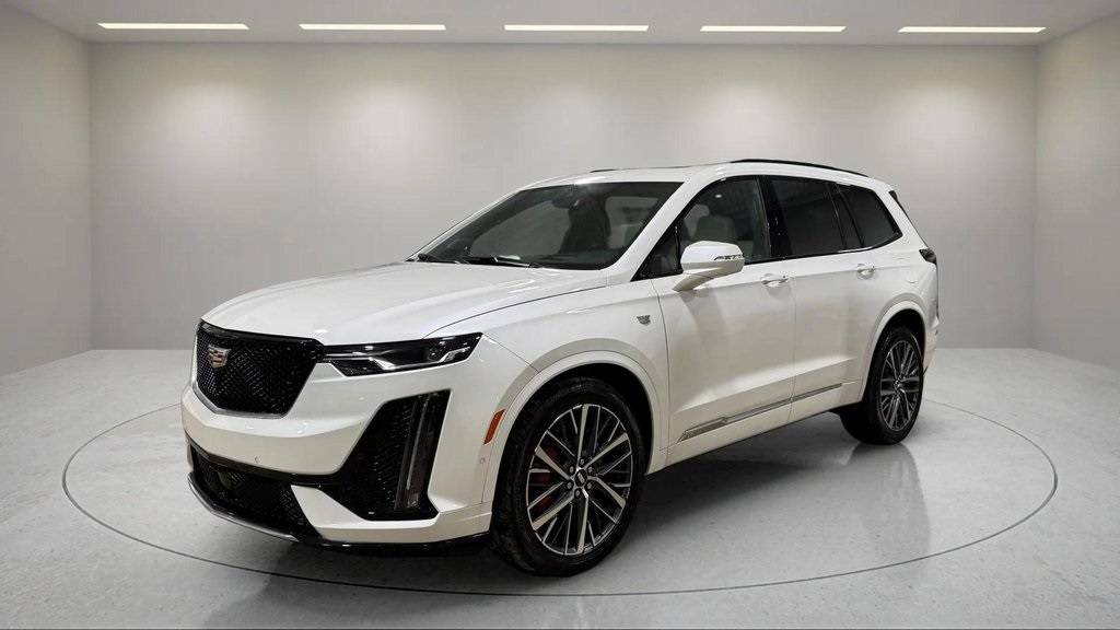 2023 Cadillac XT6 Sport — SUV — 750 mi — Waukesha, WI