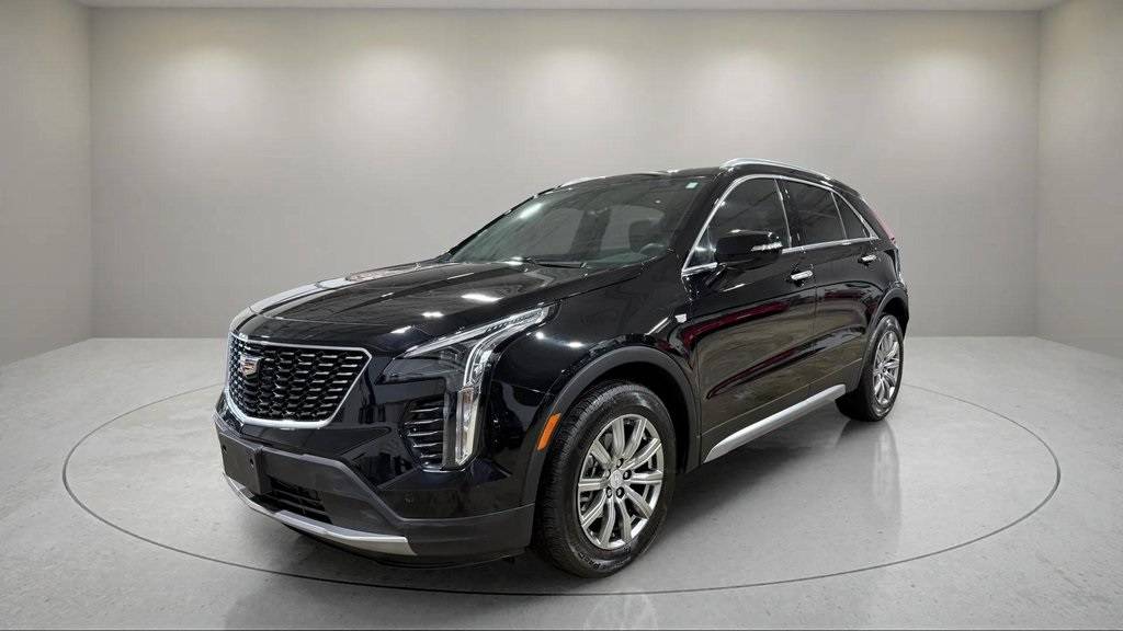 2022 Cadillac XT4 Premium Luxury — SUV — 22,638 mi — Waukesha, WI