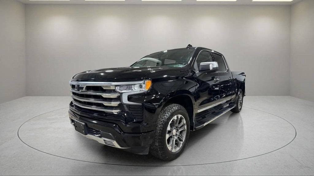 2023 Chevrolet Silverado 1500 High Country — Pickup Truck — 7,750 mi — Waukesha, WI