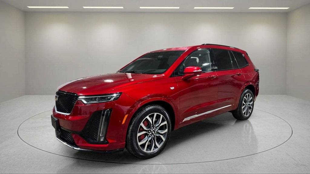 2023 Cadillac XT6 Sport — SUV — 8,262 mi — Waukesha, WI