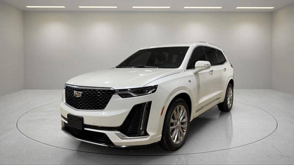 2021 Cadillac XT6 Premium Luxury — SUV — 33,083 mi — Waukesha, WI