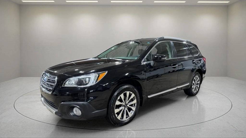 2017 Subaru Outback 3.6R Touring — SUV — 50,104 mi — Waukesha, WI