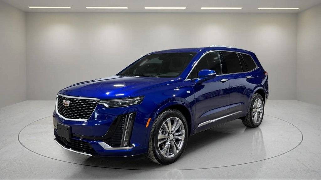 2023 Cadillac XT6 Premium Luxury — SUV — 19,112 mi — Waukesha, WI