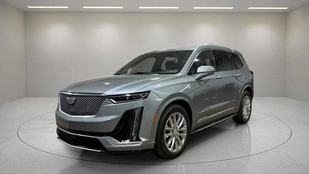 2023 Cadillac XT6 Premium Luxury — SUV — 13,762 mi — Waukesha, WI
