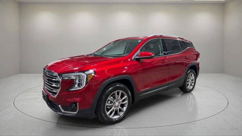 2024 GMC Terrain SLT — SUV — 12,139 mi — Waukesha, WI