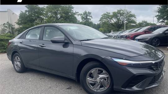 2025 Hyundai Elantra SE — Sedan — 3,157 mi — Paramus, NJ
