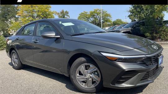 2025 Hyundai Elantra SE — Sedan — 3,007 mi — Paramus, NJ