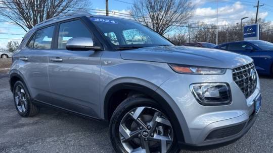 2024 Hyundai Venue SEL — SUV — 4,246 mi — Paramus, NJ