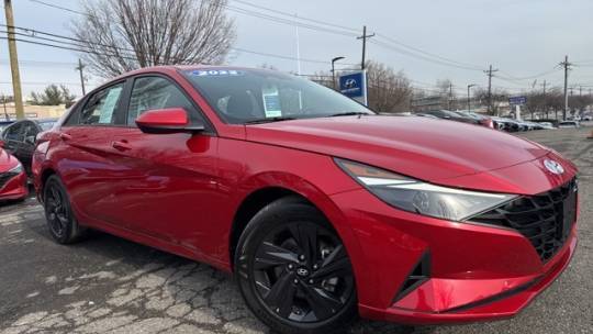 2022 Hyundai Elantra SEL — Sedan — 19,499 mi — Paramus, NJ