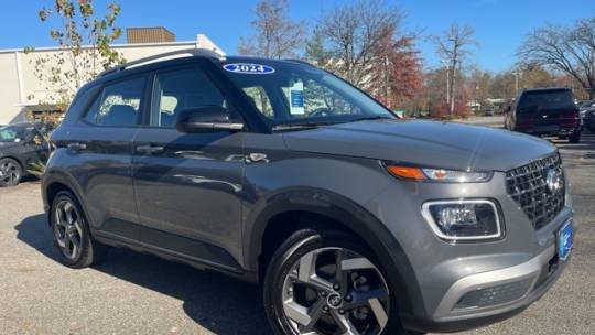 2024 Hyundai Venue Limited — SUV — 3,219 mi — Paramus, NJ