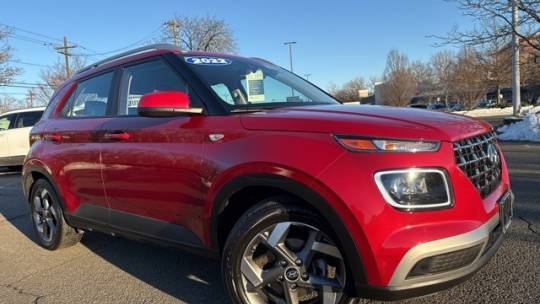 2022 Hyundai Venue Limited — SUV — 31,637 mi — Paramus, NJ