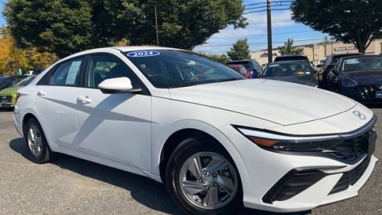 2024 Hyundai Elantra SE — Sedan — 5,662 mi — Paramus, NJ