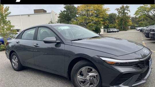 2025 Hyundai Elantra SE — Sedan — 3,086 mi — Paramus, NJ