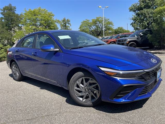 2025 Hyundai Elantra SEL Sport — Sedan — 3,006 mi — Paramus, NJ