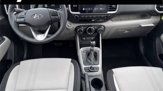 2025 Hyundai Venue SEL — SUV — 3,022 mi — Paramus, NJ