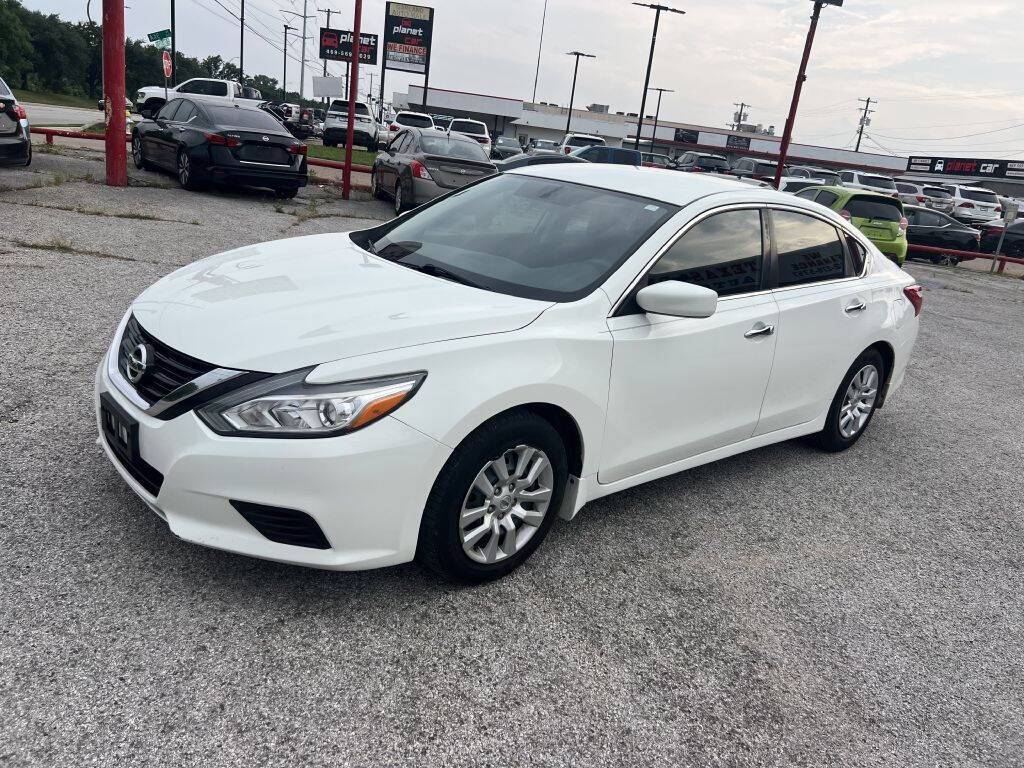 2017 Nissan Altima 2.5 S — Sedan — 116,380 mi — Garland, TX