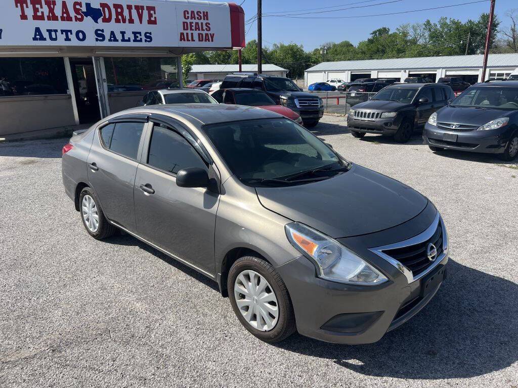2015 Nissan Versa 1.6 S Plus — Sedan — 95,745 mi — Garland, TX