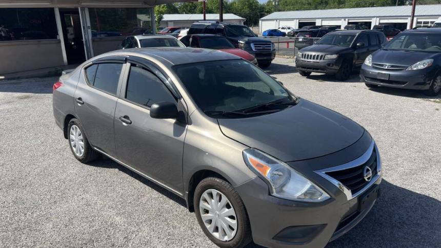 2015 Nissan Versa 1.6 S Plus