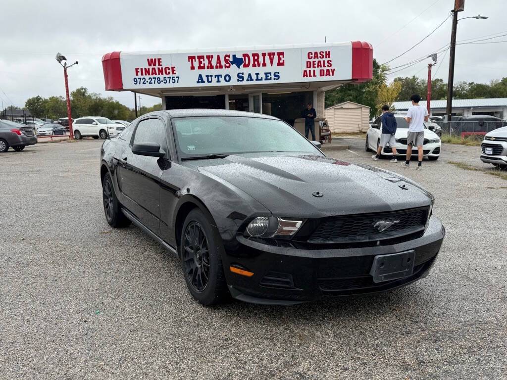 2010 Ford Mustang V6