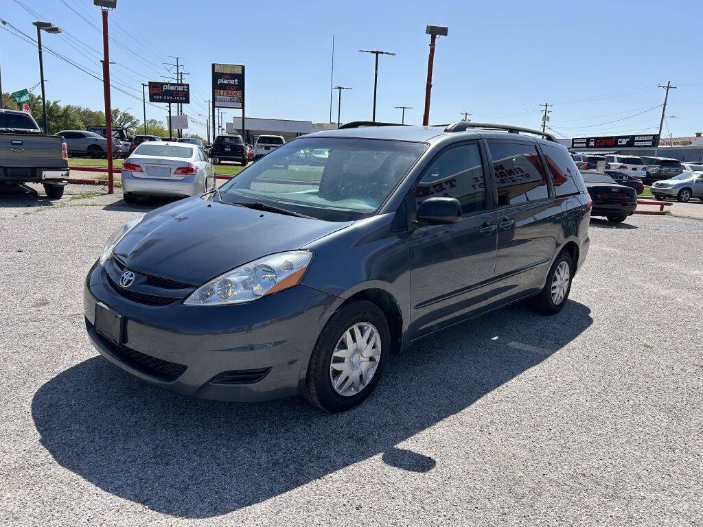 2010 Toyota Sienna CE — Minivan — 161,250 mi — Garland, TX