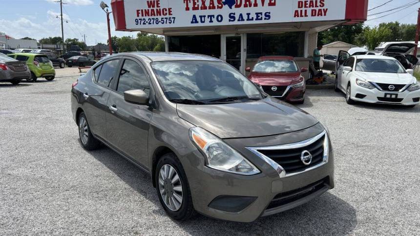 2016 Nissan Versa 1.6 SV