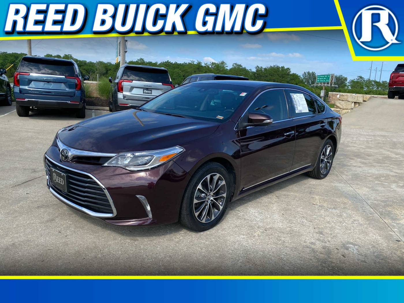 2017 Toyota Avalon XLE — Sedan — 109,750 mi — Kansas City, MO
