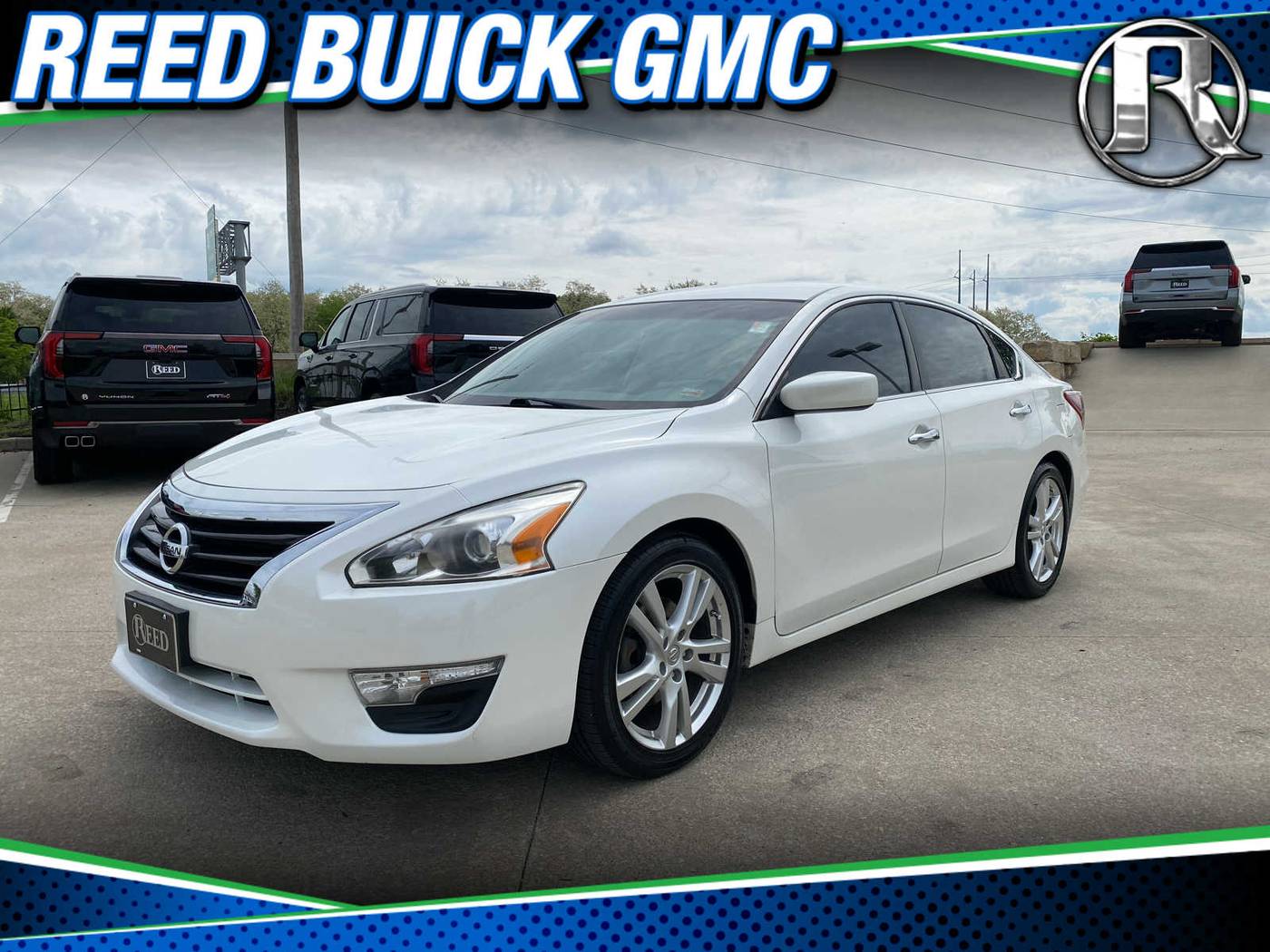 2013 Nissan Altima 3.5 S — Sedan — 129,699 mi — Kansas City, MO