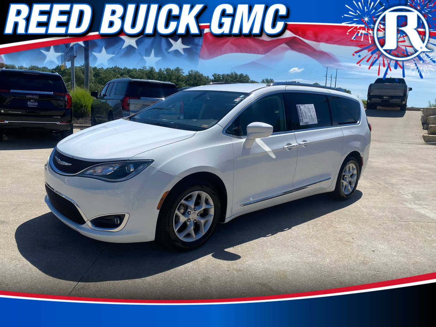 2017 Chrysler Pacifica Touring L Plus — Minivan — 119,476 mi — Kansas City, MO