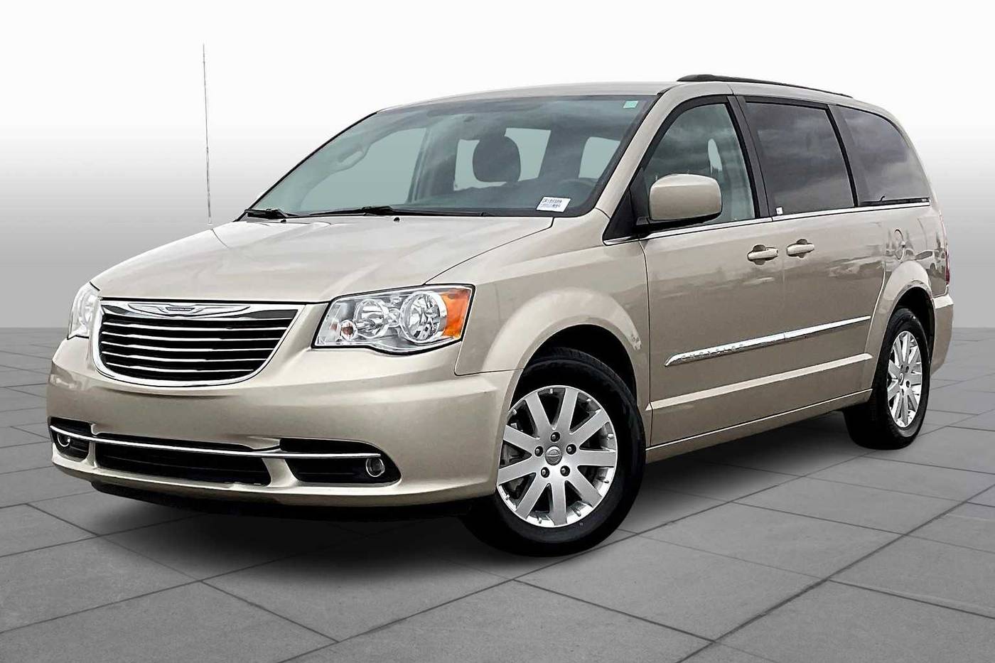 2016 Chrysler Town & Country Touring — Minivan — 86,308 mi — Albuquerque, NM