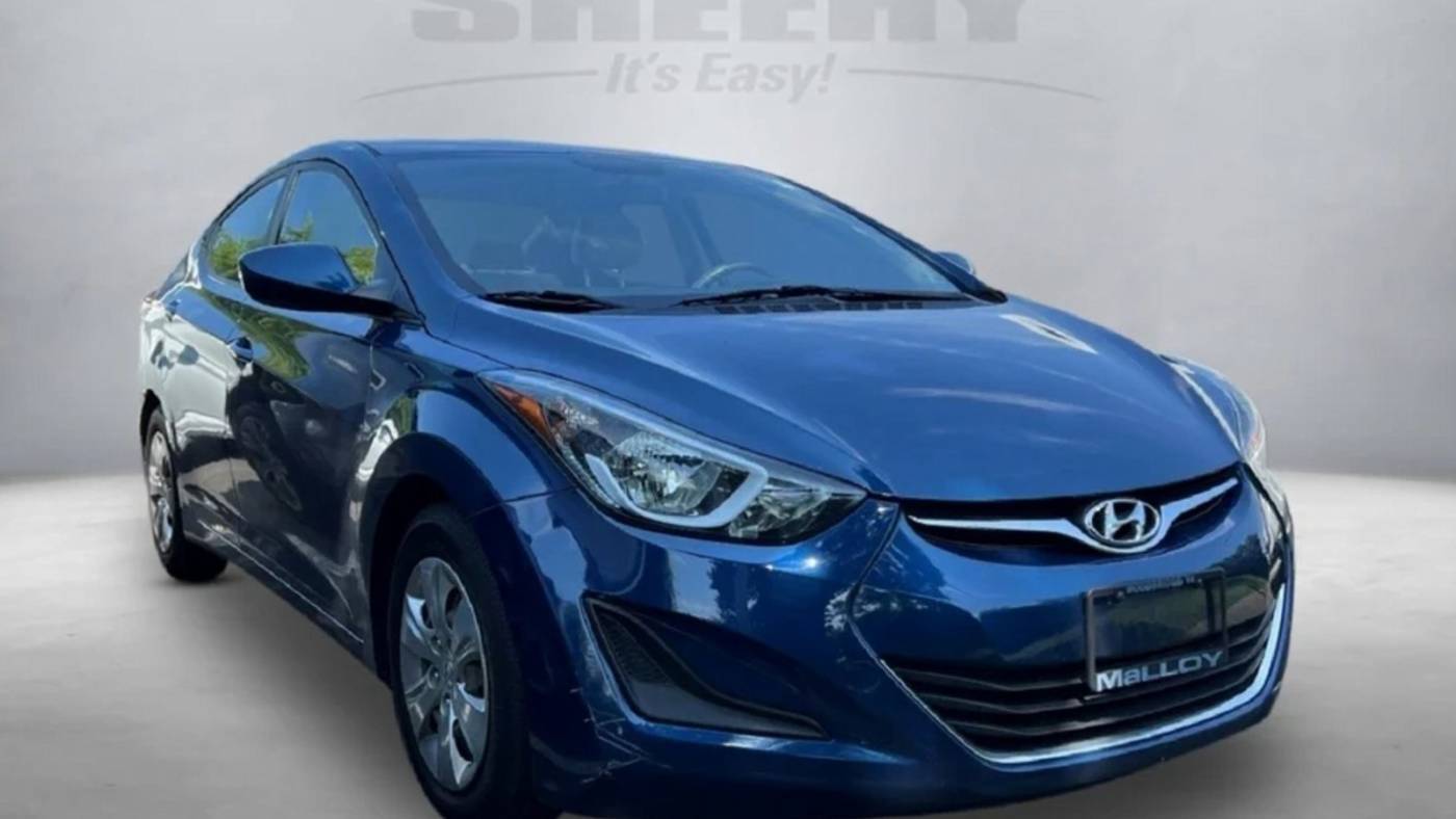 2016 Hyundai Elantra SE